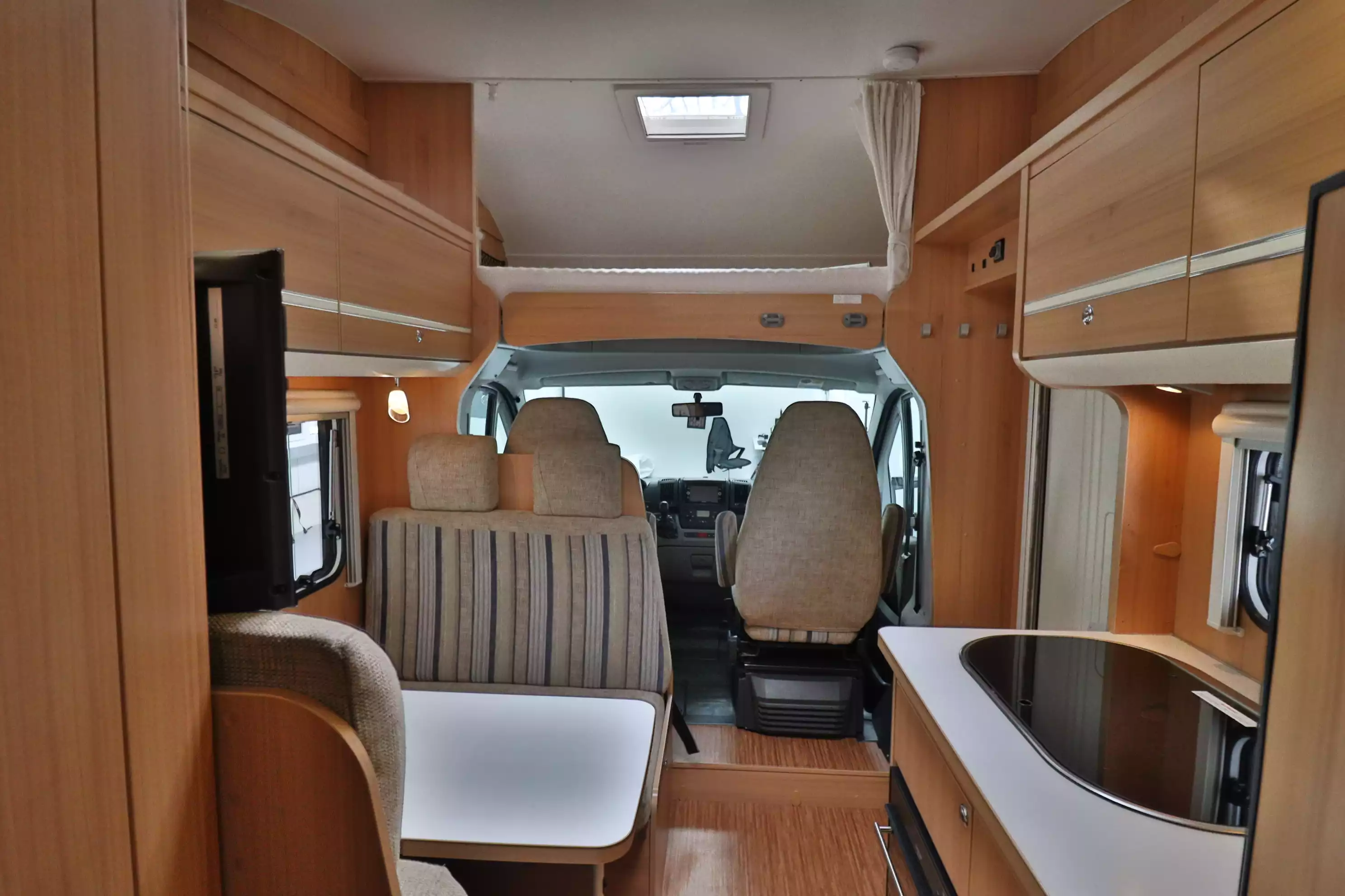 LMC Breezer 694 G 